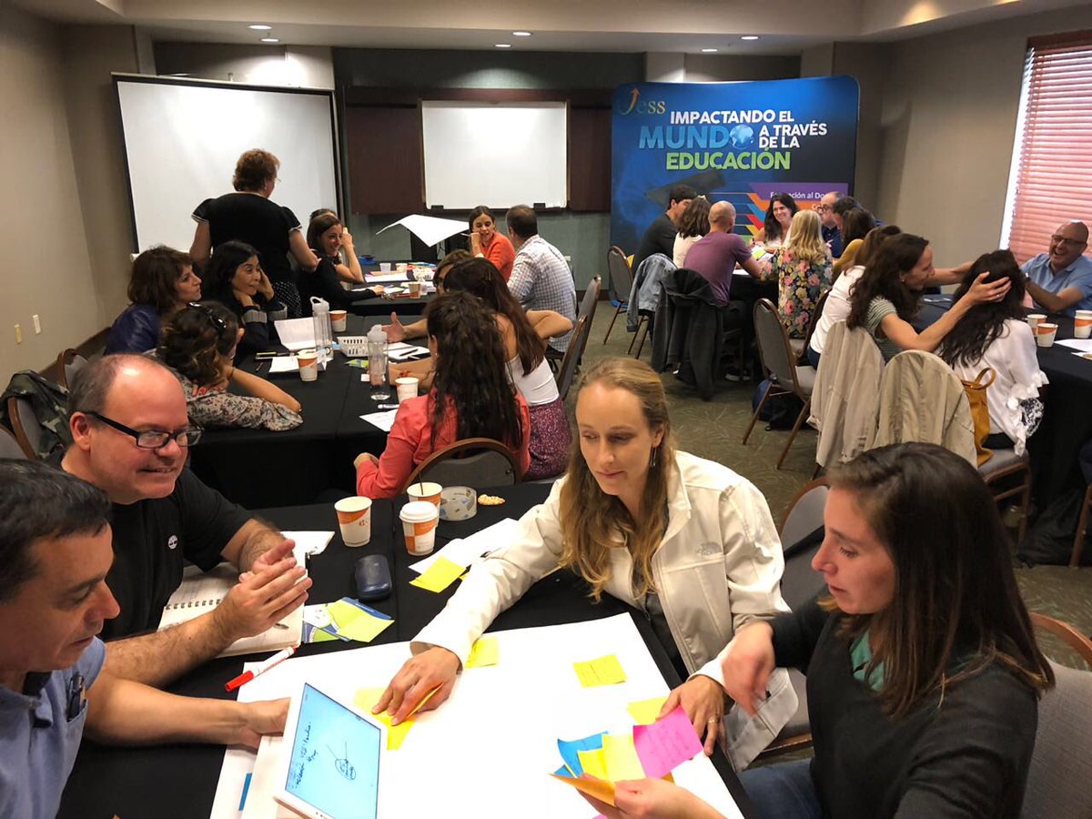 focuschile's tweet image. El equipo #ModeloVESS Chile participa de un encuentro con la Red Internacional VESS previo al inicio de la Conferencia Mundial del Pensamiento #ICOT18 @Edu1stVESS