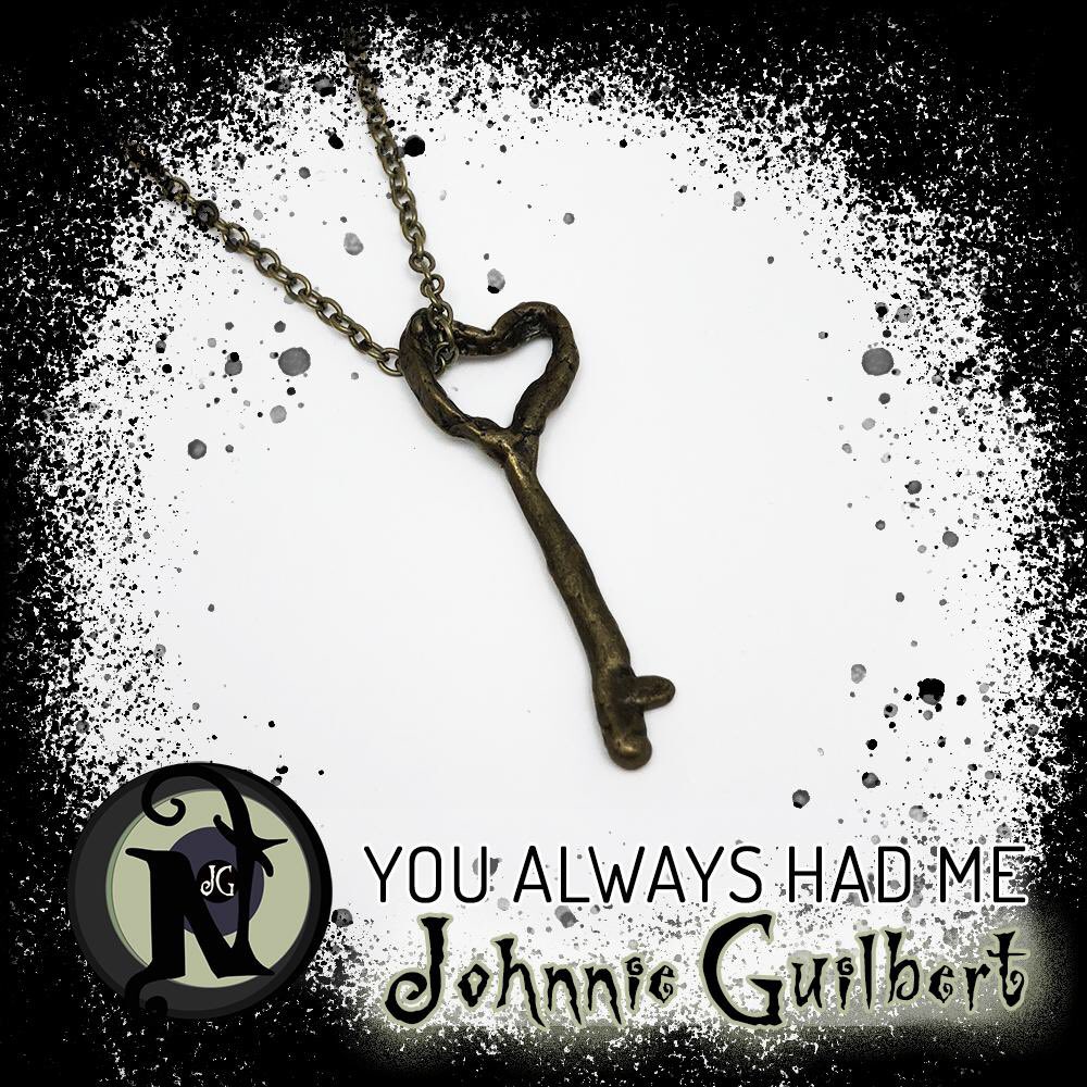 NeverTakeitOff's tweet photo. 💜 Who wants one of these @JohnnieGuilbert signed photos? 🖤💀They’d go perfect on your wall.. or anywhere really! Order ANY 2 from his line and you’ll automatically get one! ✍🏻📸 Only 20 more left! 💜

https://t.co/ub8xG1Q0hw https://t.co/KDonvTprXS