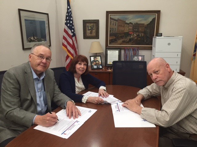 ACS CAN New Jersey (@acscannj) on Twitter photo Another great Cancer Action Week meeting with <a href="/asmjimkennedy/">James Kennedy</a>. ACS CAN volunteers Ron & Diana Sulewski shared our state budget priorities: tobacco control, research & cancer screening programs. Assemblyman, thank you for your ongoing support. #CancerActionWeekNJ Another great Cancer Action Week meeting with <a href="/asmjimkennedy/">James Kennedy</a>. ACS CAN volunteers Ron & Diana Sulewski shared our state budget priorities: tobacco control, research & cancer screening programs. Assemblyman, thank you for your ongoing support. #CancerActionWeekNJ