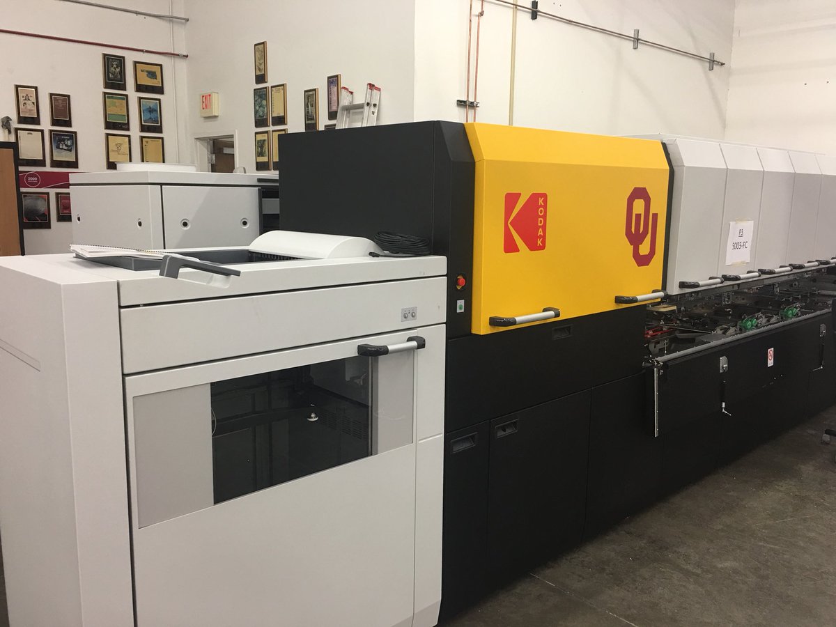 shelbyelise95's tweet photo. You know you’re the best when you get the newest equipmemt first! #Nexpress #Nexfinity #PrintforGood #TakingPrintFurther #BringingIdeasToLife #PrintOU https://t.co/XxTY7Bh3hd