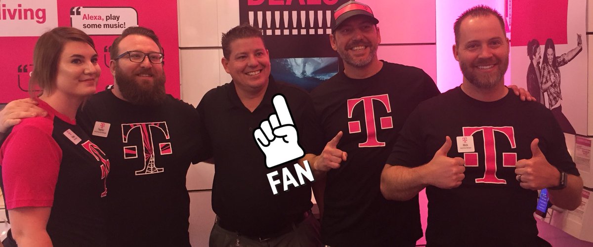 22Xris's tweet photo. Shout out to @TMOHeatherW @ddavewilliams @Brian_Lutz25 @erik_jolly for their amazing partnership and TFB win!! 
Retail + TFB = Success! 
@DanielleOubre20 #WINFASTTOGETHER https://t.co/7jvgKtgaur