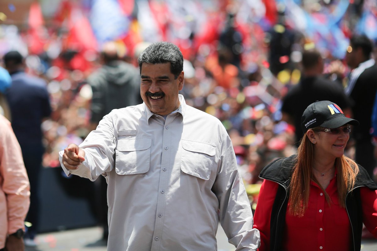 HectoRodriguez's tweet photo. ¡Miranda está mirando al futuro! Tenemos un líder y un proyecto, los hijos e hijas de Bolívar y Chávez defenderemos la soberanía, la independencia y nuestro derecho a ser prósperos este 20 de mayo con nuestro voto a @NicolasMaduro. #PorAmorAVenezuelaVota #MirandaVotaPorMaduro https://t.co/4o90xGbxYY