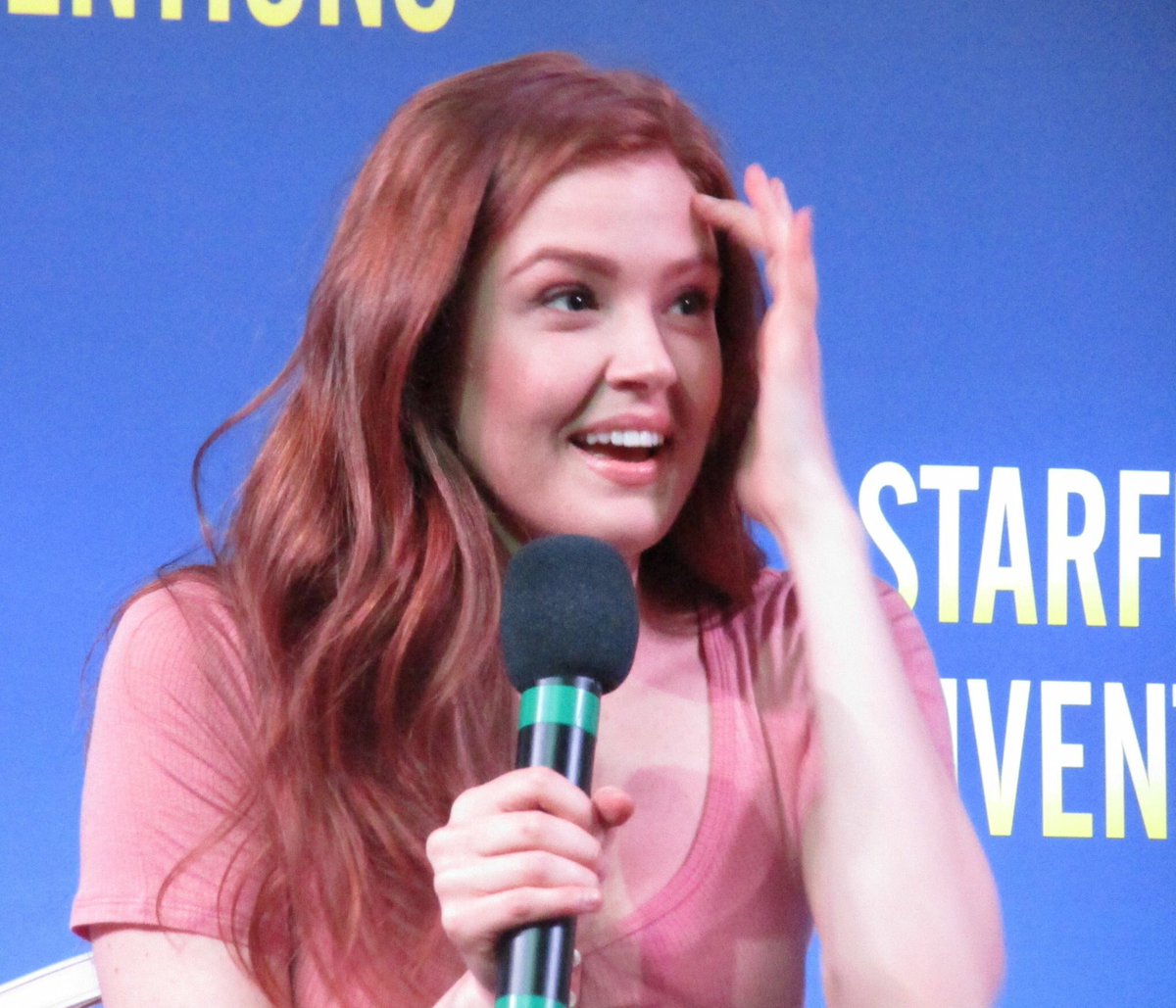 Andrew_Murrell's tweet photo. Thanks @maggiegeha for being truly awesome at #Starfury #Ultimates2018 and hope to see you at another event soon. This is my favourite pic I took all weekend.. π https://t.co/lgRkXvCQCm