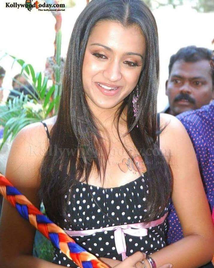 DdRXk73U8AA3u-l?format=jpg&name=900x900