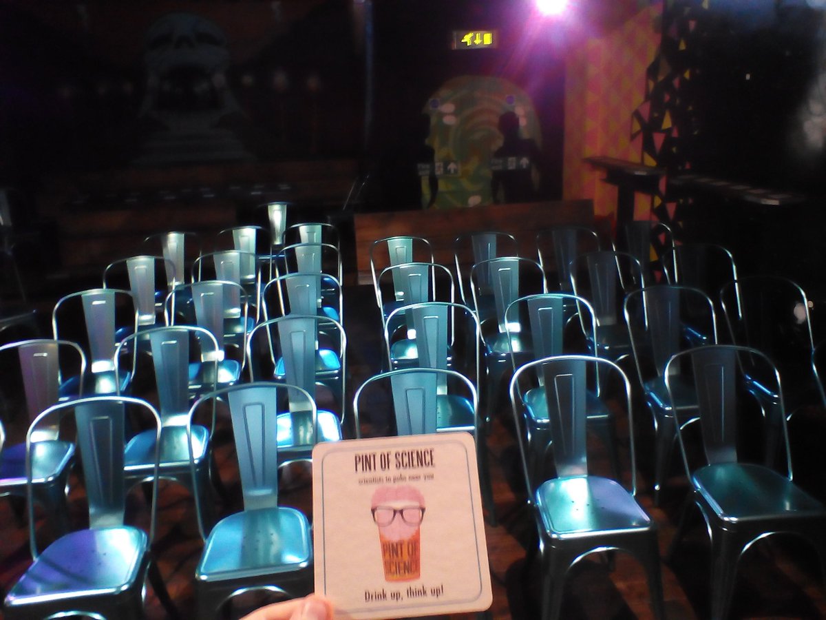 _AlexBowles's tweet photo. The end of a brilliant second night of @pintofscience @ThreeWMonkeys. Fascinating speakers and an engaged passionate audience. It was awesome to meet @dr_ppaul and Michael Motskin - thanks for coming! #scicomm #thirstyforscience #Pint18 #PintEssex18 https://t.co/sot9xZicm2