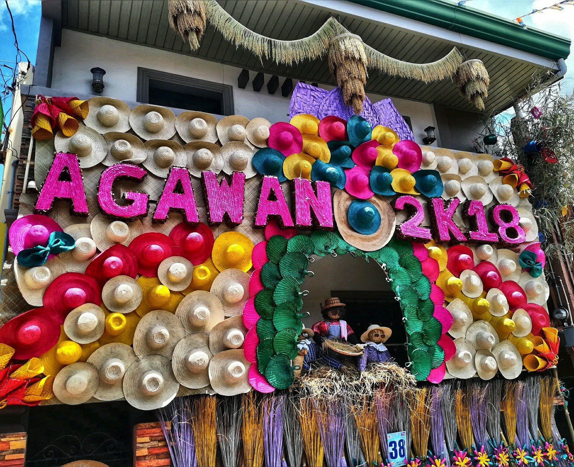 peewee bacuño on X: "LOOK: Ang makukulay na pahiyas sa Agawan Festival sa bayan ng Sariaya, Quezon. (📷Sariaya Quezon) @gmanews @dzbb @ https://t.co/lUqrSbuMyW" / X
