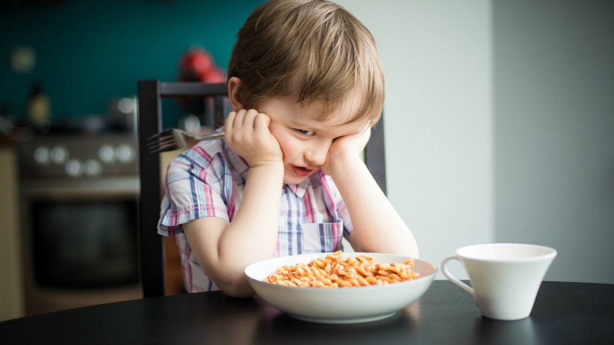 ScaryMommy's tweet photo. My Son Doesn’t Eat, And I’m Terrified Of A Failure To Thrive Diagnosis https://t.co/jx1LxkUshL https://t.co/pus9HoLLC2