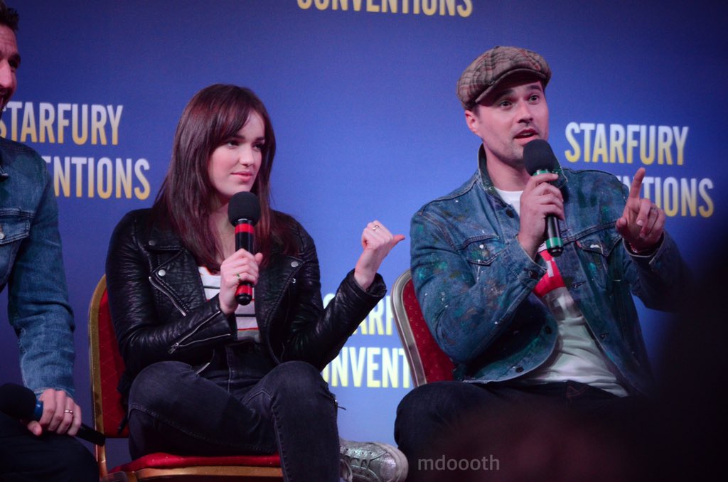 mdoooth's tweet photo. More photos for season6 renewal celebration! π€β€οΈ #AgentsofSHEILD #Starfury #Theultimates2018 https://t.co/UjR7G6RDrX