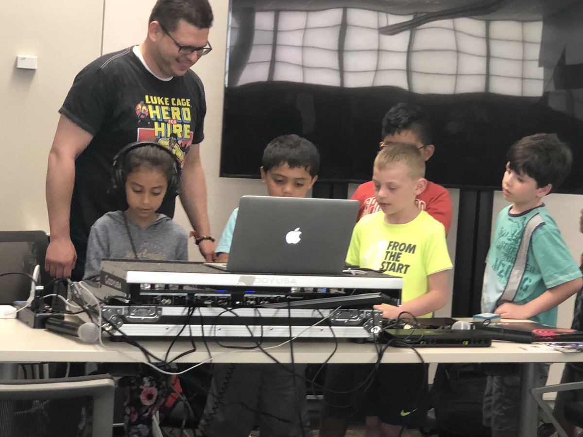 widadluqman's tweet image. Thank you @SalineCommEd for hosting DJ Class for our kiddos! #FosterTheArts #MultipleIntelligence Keep the beats coming!