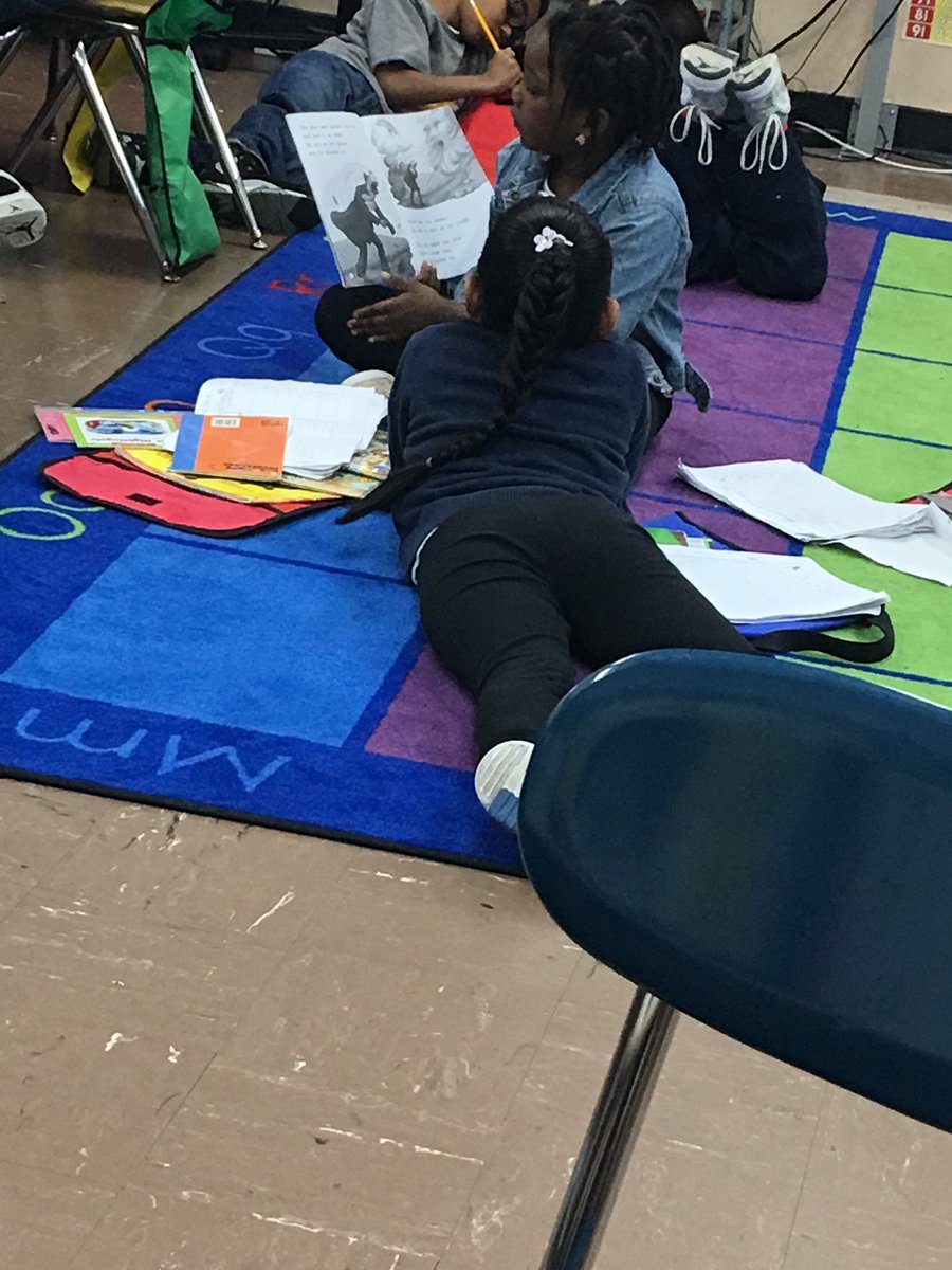 LopezPS1x's tweet photo. Partner Reading Fun #ps1xhhp https://t.co/WHgsjjWE6S