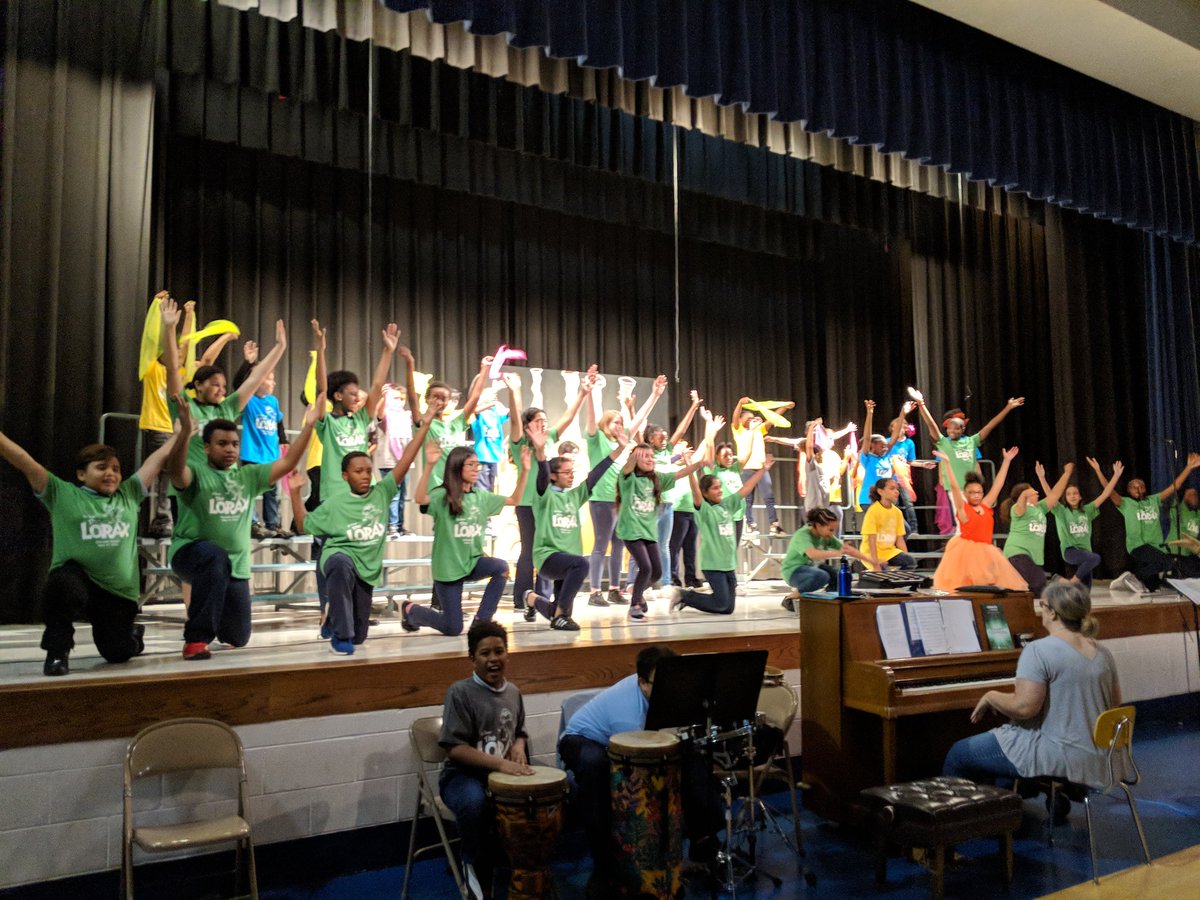 KinaneMrs's tweet photo. What are you doing Thursday night? The Lorax is playing at Hillside and it's phenomenal. Come see for yourself. #bluejayprideD93 @SuchinskiD93 @HillsideD93 @MsKellyMusic https://t.co/mDxmwBsiUV