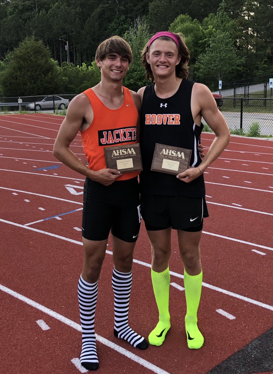 fmcourson's tweet photo. Congrats to @CoursonJames finishing 3rd in the Alabama High School Athletic Association Decathalon with 6229 points! #Hooverpride #auburntfxc #HooverAthletics https://t.co/KqaleKUtWN