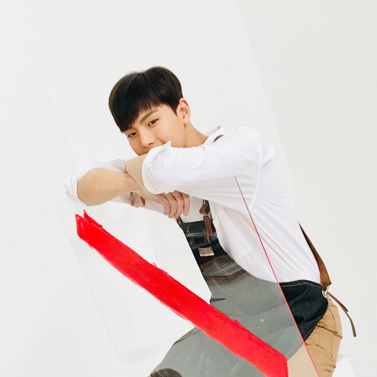 PortalMonstaX's tweet photo. [TRAD / 14.05.18] 
❌ Atualização no Twitter do Monsta X ❌
"#3AnosComMonstaX
Juntos com #Monbebes #THANKU_514
#MONSTAX Por trás das fotos
Twitter ver. Lançamento 01✔
#셔누 #원호 
#SHOWNU #WONHO

#MONSTAX3Anos
#3YearsWithMonstaX"

Cor/ing: fymonsta-x
Ing/pt-br: Portal Monsta X https://t.co/qtOnVQk7LR