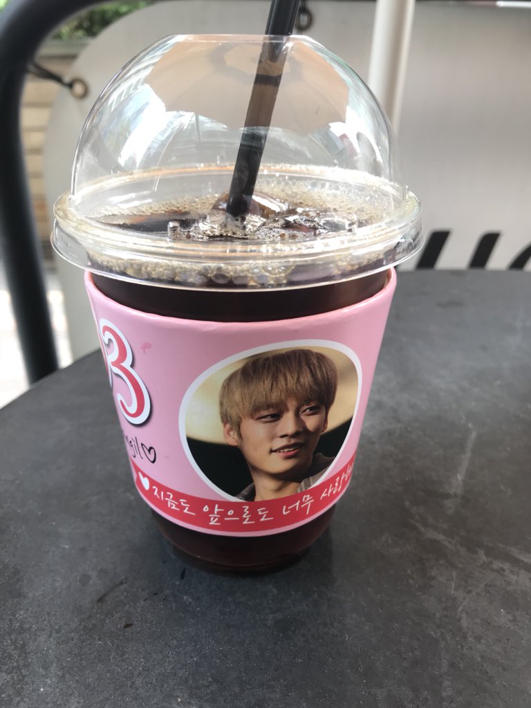 akiyoeglnedds's tweet photo. 신논현역 7번 출구 도보1분 교보문고 뒤 상일 이 기다립니다❣️ mydee
오른쪽의 계단을 올라가서 바로 왼쪽으로 내리막길 내리면 오른쪽에 스타벅스 가 있습니다.그옆에 있습니다 mydee #snuper #sangil #스누퍼 #상일 #신넌현역 #mydee #スヌポ #サンイル https://t.co/6fjoqKMEJx