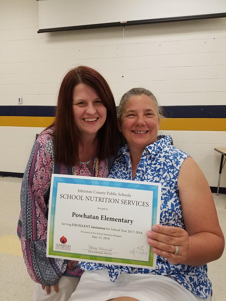 Congratulations to Powhatan Elementary Cafeteria staff on earning the Excellent Sanitation grade all year!  Awesome job...every day!  #jcpsnutritionservices
#wearepowhatan