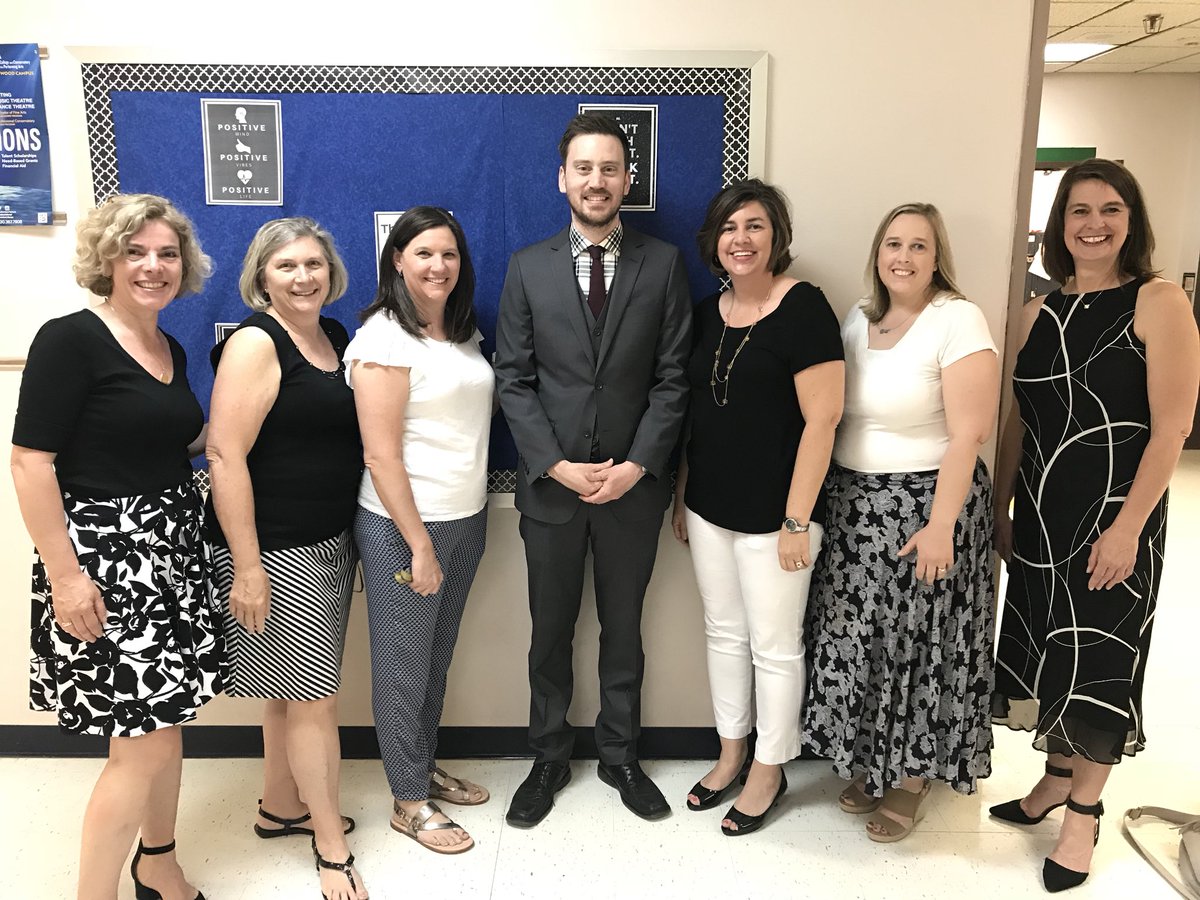 baccalaureate dress code