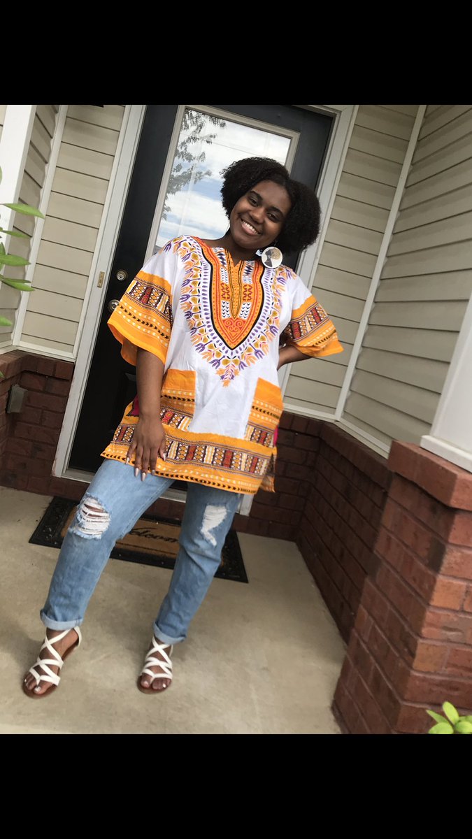 araiah_holmes's tweet photo. 9 More Days...👩🏾🎓✨ #graduationmeplease #classof2k18 https://t.co/Qzl24f7xG8