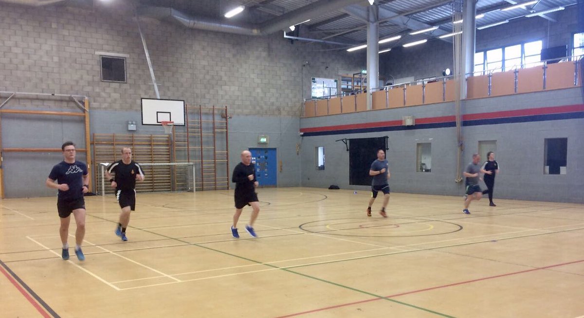 101RegtRA's tweet photo. McCracken Troop works to help prepare our Army Reserve, Potential Officers for Army Officer Selection Board. Recent training included essay writing, current affairs, planning exercises, command tasks and a multi stage fitness test. #withheartwithmind #findwhereyoubelong https://t.co/8ln57xGLUV