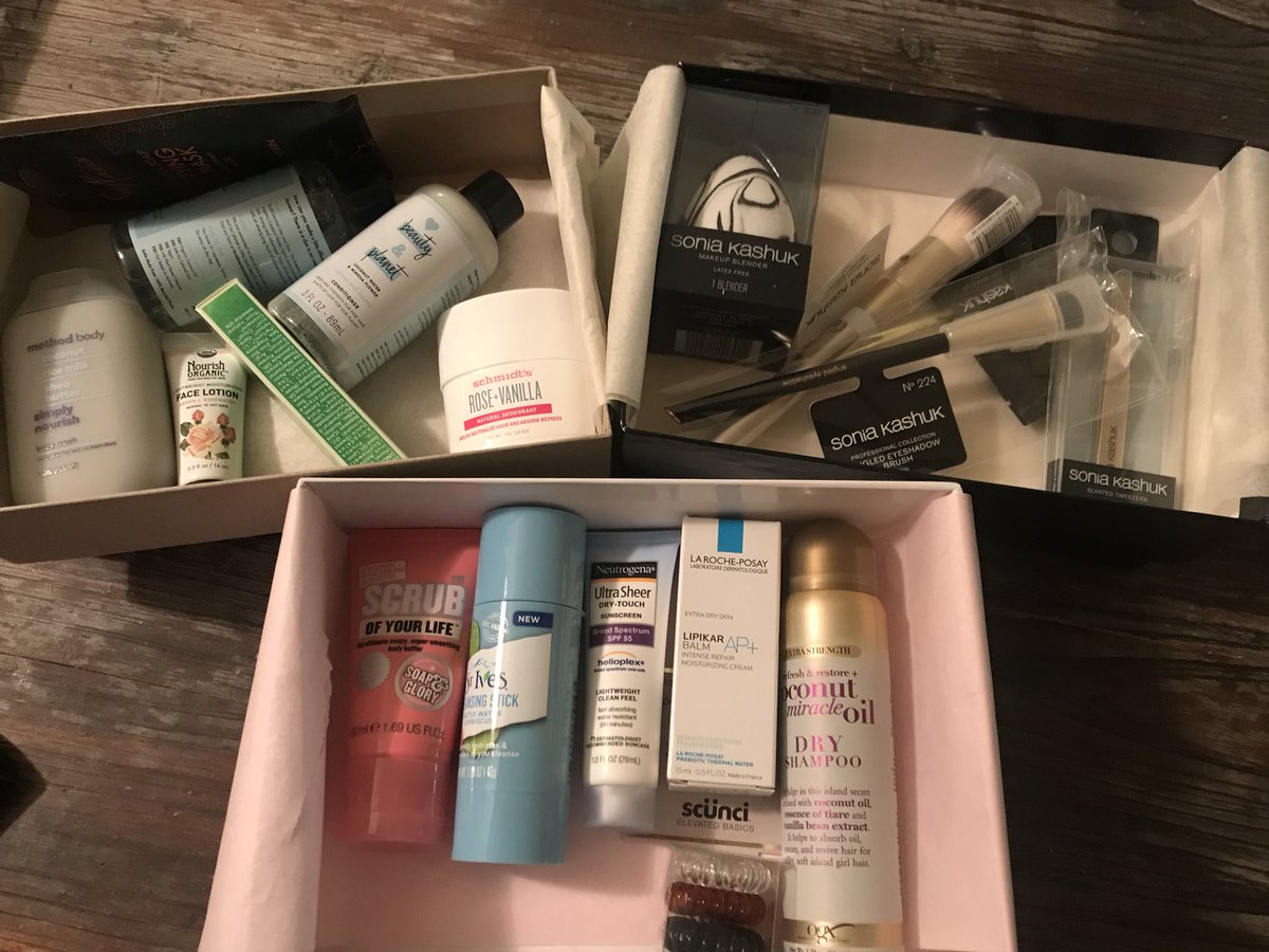 Brookefrmtarget's tweet photo. @Target  I love all my beauty boxes https://t.co/FH4bbDMp5R