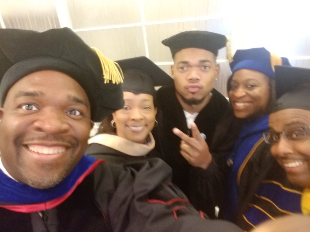 HipHopPrez's tweet photo. The cabinet commencement selfie tradition... #DillardGrad18 @realmarcbarnes @ywpage @ddpage03 https://t.co/4dkdUac67g