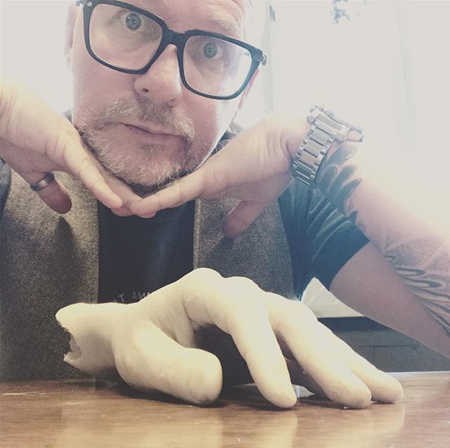 MichaelDargie's tweet photo. Just hanging out. Me and some crazy #demonhand #improv #comedy #theatre #yyc #ashvsevildead #calgarylife https://t.co/2mfCB7lFlT https://t.co/ebGDw97UyR