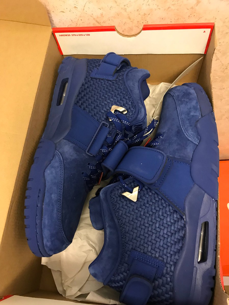 _Pablito2345's tweet photo. @RetailTuesday #RetailTuesday @MicNice @Mileseperez @Vinom725 @sgun_e82 @HennCredblyDope @stefan3584 @teamdwade Lebron 12 size 13 9.8/10 cond $100, Penny’s size 13 9.8/10 cond $100, Cruz size 13 $100 9.8/10 cond, Lebron 10 ASG size 14 9/10 cond $140 https://t.co/O2LCHQCEbv