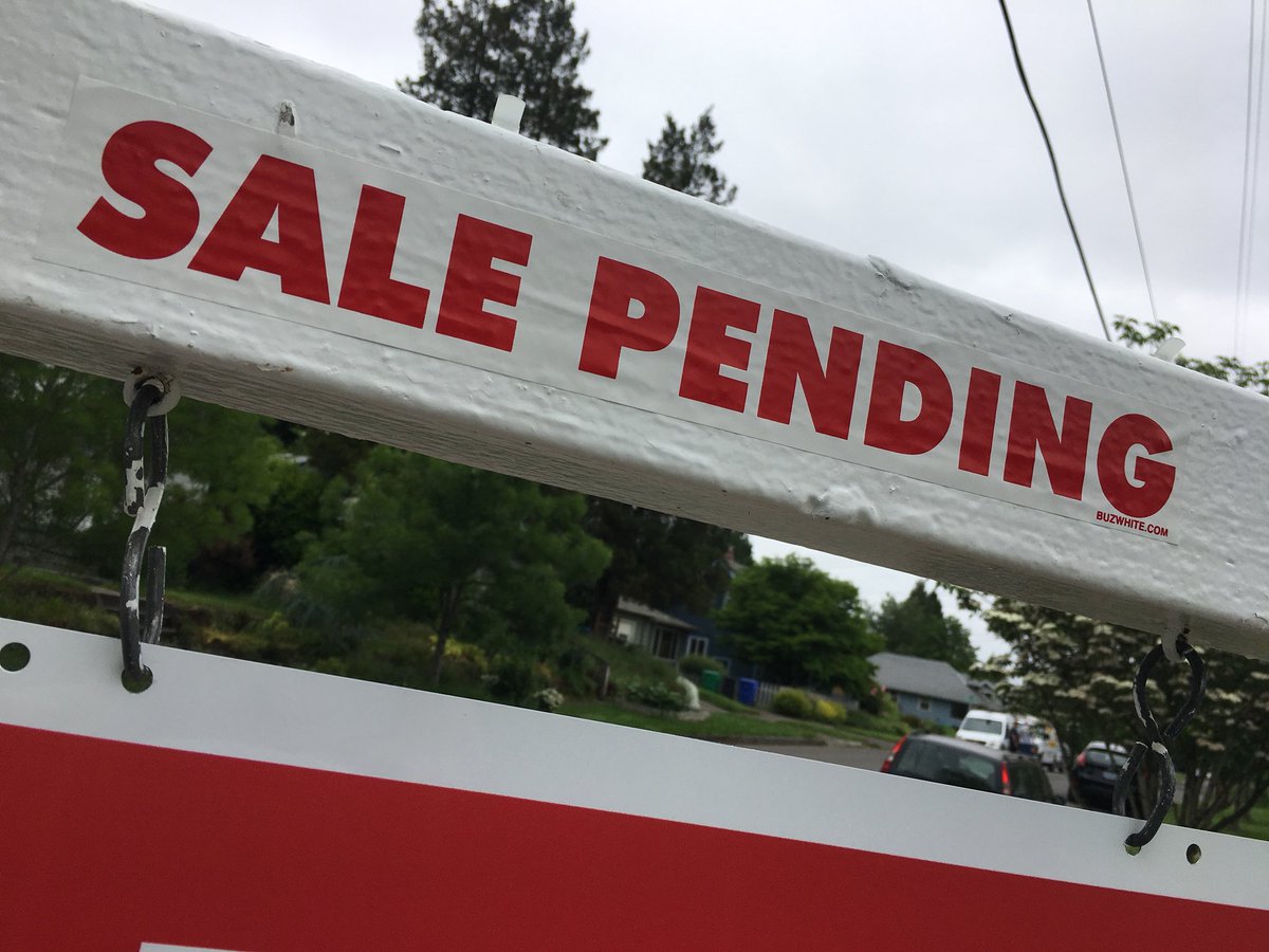 NataliMarmion's tweet photo. #2days Well, that was fun! Knew this one would go quickly!! #Woodstock #SalePending #FavoriteSticker #NataliMarmionRealEstate ๐ก๐ค https://t.co/qWaPEvvIqy