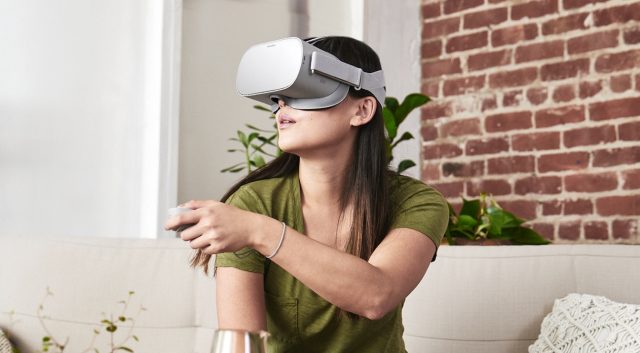 AndruEdwards's tweet photo. Hey! We’re giving away an @Oculus Go VR headset on #GearedUp! You can enter here: https://t.co/29JLi9g081 https://t.co/jcUOwWUvLu