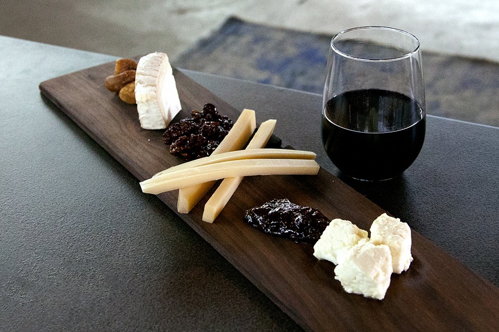 Join us at Mondo Market at @OhHeyStanley on May 22 from 6-8pm for a delicious duo of <a href="/Infinite_Chimp/">Infinite Monkey</a>  wine &amp; our tasty cheese and charcuterie samplings. $25 will get you a flight of wine paired w/ 3 different meat &amp; cheese offerings. Purchase here: goo.gl/dVFGb3
