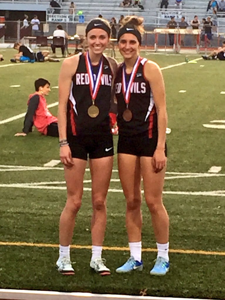 rdubxc's tweet photo. CenCam Red Devil Girls T&F @ Dist VI AA Championships: 800 M Run: 3rd Place (heading 2 States) @carlyyy10_ & Champion @paige_wess
#HARDCOREHARDWARE #KA https://t.co/NZZxkYpi2P