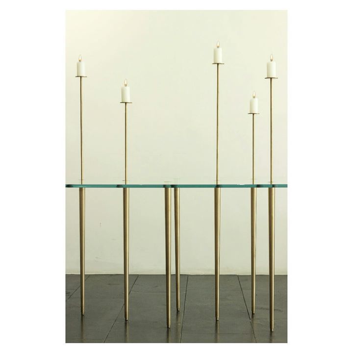 "Wand"

For magical nights.

#nayeffrancis #wand #dining #table #diningroomtable #diningroomdecor #romantic #candle #dinners #interiors #interiordesign #homeinteriors #decor #homedeco