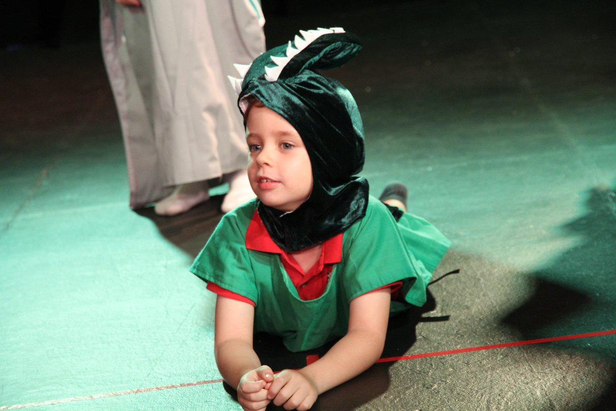 centrestagesg's tweet photo. A sneaky peek at tech rehearsals for our upcoming Creative Drama class presentations... featuring children really committing to their roles as the #enormouscrocodile by face planting on the floor. #commitment #artsforlife https://t.co/1Qwisp9p8E