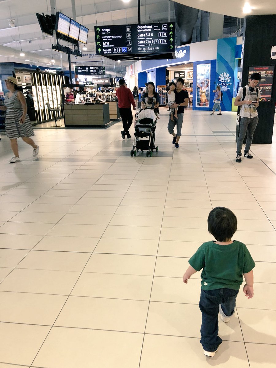 saayaWL's tweet photo. よく考えたら子育ても人生の「旅」だよね。

初めての景色、初めての経験、出会い別れを一緒に見つめて歩き続ける。

息子と進む毎日は、世界50カ国以上を旅して来た私でもまったく未経験の出来事の連続。

ずっと一緒にいられるわけじゃ無いからこそ、何気ない日々を大事に過ごしたいな。

 #旅の日 https://t.co/NcL3p99idS