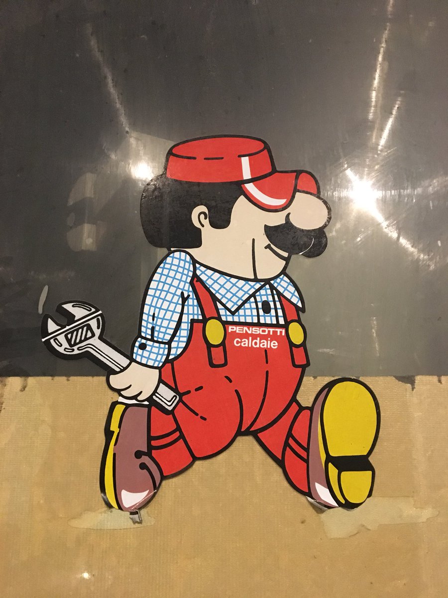 ciaopizzo's tweet photo. Casual street art, I’m home! https://t.co/XNnxp5b0Kv
