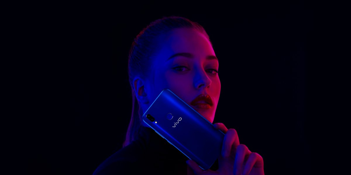 Vivo_India's tweet photo. Get ready to express your style in Sapphire Blue.

#ComingSoon #VivoV9 #VivoIndia https://t.co/WlZ8sm4LqK