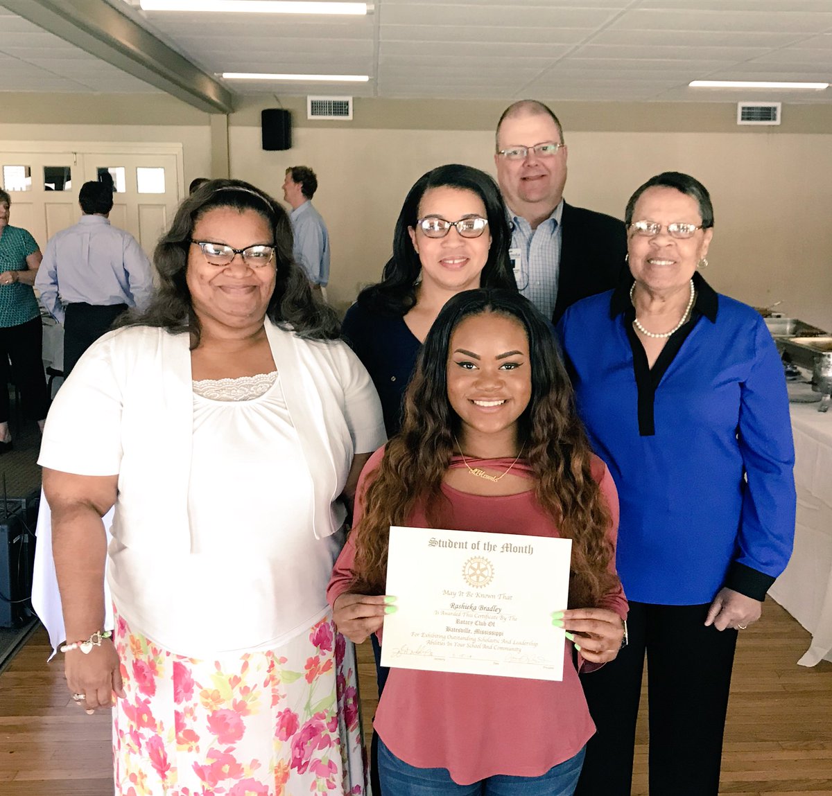 Congrats to <a href="/_rashieka/">shiekaa💋</a> Bradley for being named this month’s <a href="/SouthPanolaHS/">South Panola HS</a> student of the month!! #futureleader #rotary