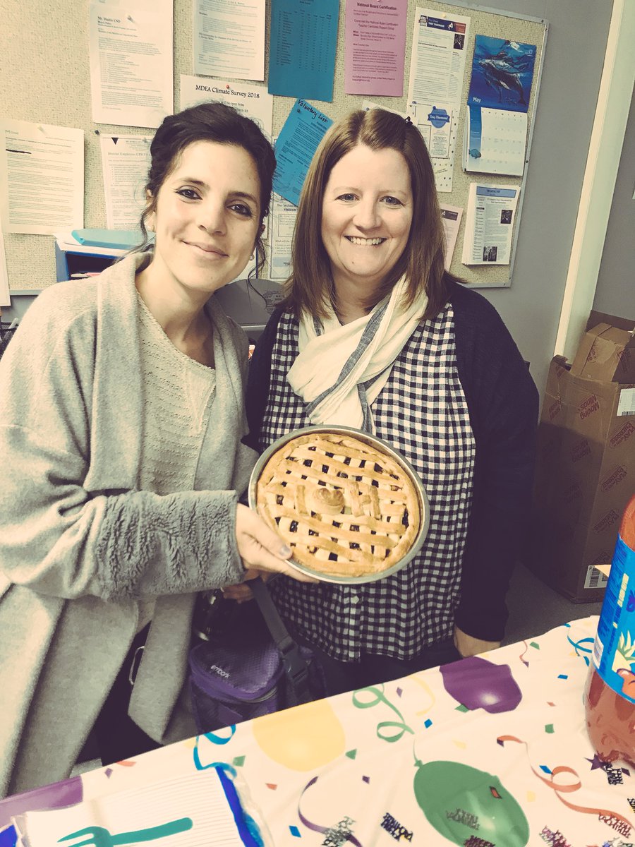 MargaMarshall's tweet photo. Yummmmm-Y! Gracias Maestra @beatriz_rac for baking a pie to celebrate our May Birthdays #quérico #I❤️Holbrook https://t.co/Y70uQ6TWXx