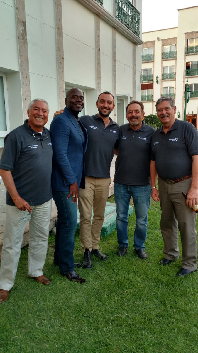CleoFranklinJr's tweet photo. Excellent Mahindra Mexico meeting with our partners here in Augascalinte, Mexico as we collaborate on building our brand presence - as small seeds planted today will yield tomorrow's aspirations & more. #OneMahindra #RiseTogether https://t.co/xsoCgslARq