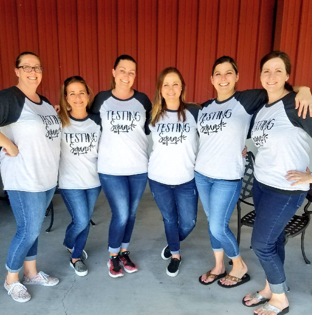 KRoznovsky's tweet photo. STAAR tests complete! I love this blue hall crew. It is truly one of a kind. #collaborateandlisten #3rdand4thgrade #testingcomplete #testingsquad #AltonHero https://t.co/OhvaNAJDu9