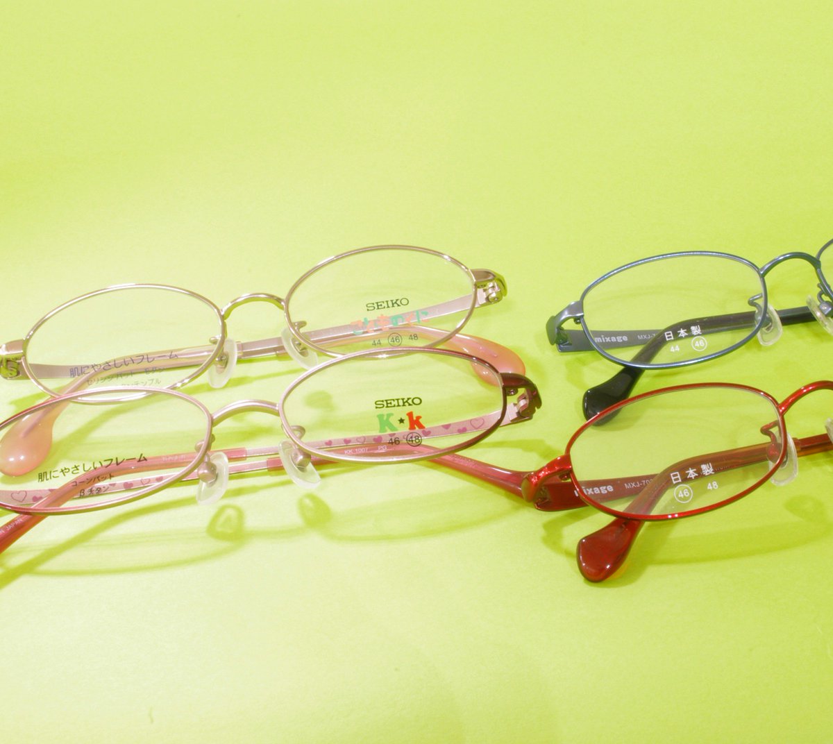 伊澤康一郎 メガネのイザワ認定眼鏡士 בטוויטר 子供用フレームはサイズが小さいだけじゃなく故障リスクを抑えるために溶接面を広く取ったりゆがみ等が起こりにくいようにデザインされています 折角処方箋をちゃんともらってもサイズが合ってしっかり調整