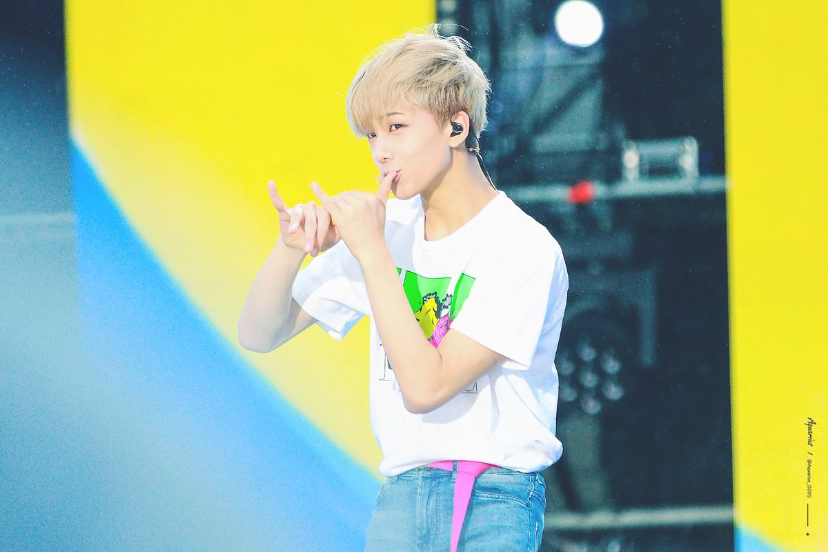 Aquarius_O2O5's tweet image. 180512 드림콘서트
😚
#NCT #NCT_DREAM #지성 #박지성 #JISUNG #모찌성🍡