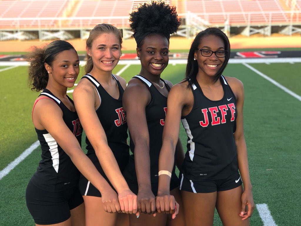 coachcedwards's tweet photo. 4X100M Relay NCC champs, check, sectional champs, check, sectional record...you know it! https://t.co/vXJizEyYRI