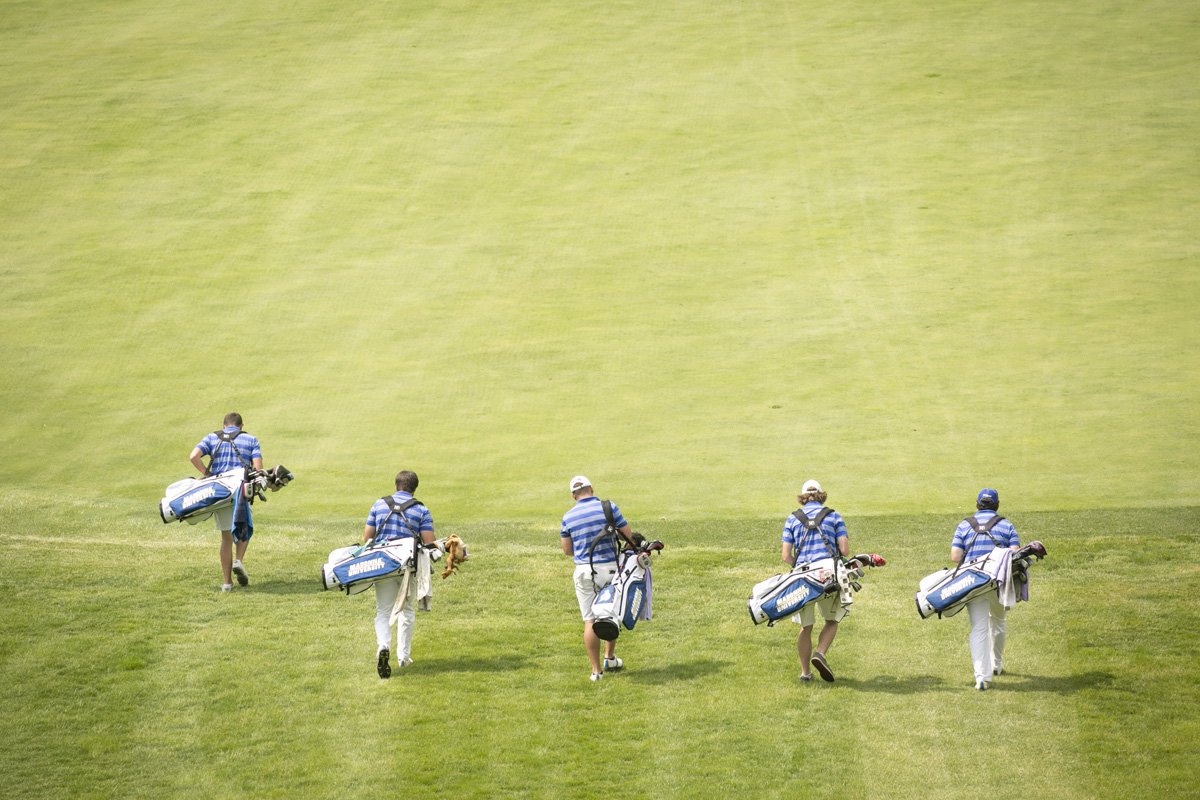 .<a href="/KUSeahawks/">Keiser Seahawks</a> leads after Day 1 at Men's #NAIAGolf National Championships behind play of Jack Dyer
bit.ly/2rJQl4A
#PlayNAIA #CollegeGolf