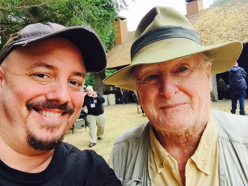 CryptoLoren's tweet photo. Bigfooter photobombing. A popular sport. #Sasquatch #Bigfoot #Photobombing ~ @CryptoLoren @Rictor_Riolo #PeterByrne #BobGimlin #TomPage #LorenColeman #RictorRiolo @BigfootLC #GuyEdwards https://t.co/gjW7dnIfod
