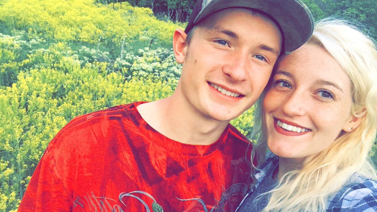 lyssahope15's tweet photo. We are always on an adventure ❤️ #asparagushunting #hestheloveofmylife https://t.co/Iym6HAPF4b