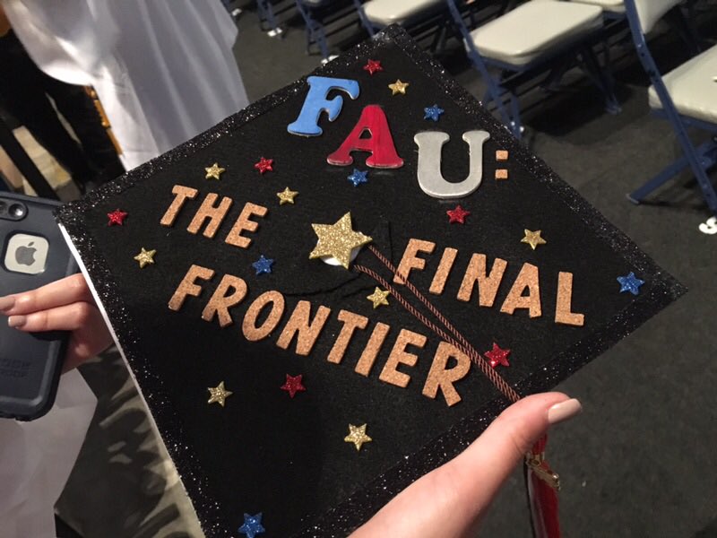 piperprincipal's tweet photo. GRAD CAP DECORATING INFO
@Bengal2018 -

Guidelines:
- 2-D (Not 3-D)
- Nothing Hanging from Edges
- Nothing Standing on top
- No Lights or Flashers
- Message Must be Inspirational, Academic Related, and/or Celebratory

Tweet Me Your Design for Approval &amp; Tag It #PiperGradCaps2018 https://t.co/Gd7jaQQ70e