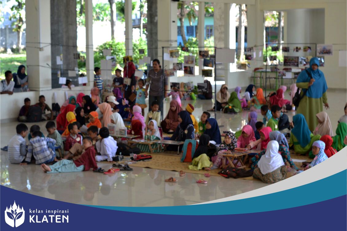 KI_Klaten's tweet photo. Alhamdulillah pameran Foto dan Video Kelas Inspirasi Klaten sudah terlaksana, terimakasih utk semua pihak yg telah membantu dari awal sampai berakhirnya acara.
Dan inilah potret keceriaan yang terjadi di Pameran foto dan video di Gedung IPHI Tulung https://t.co/6EEjg7KscZ