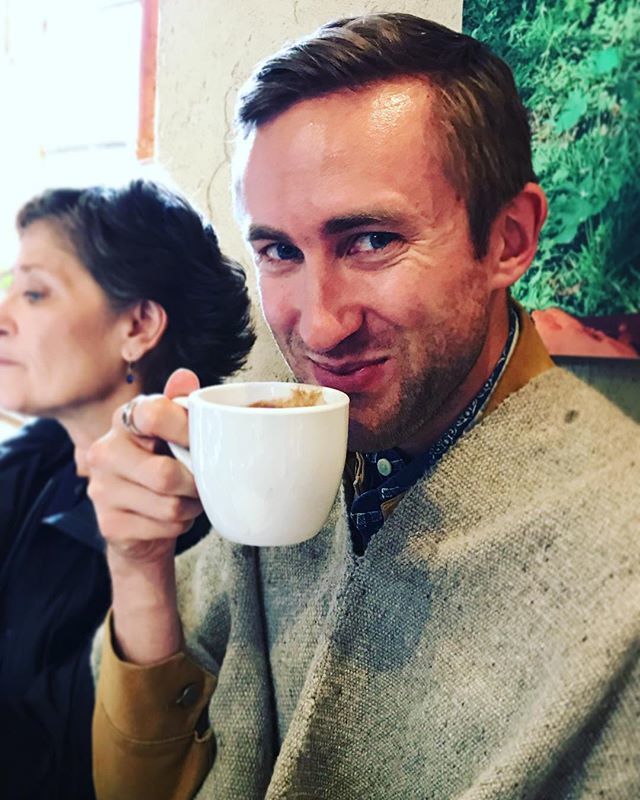 Drinking some of the finest hot chocolate in all of South America @distrito_chocolate 😋 #colombianpeacetour #jmsbtp ift.tt/2KqnQ3y