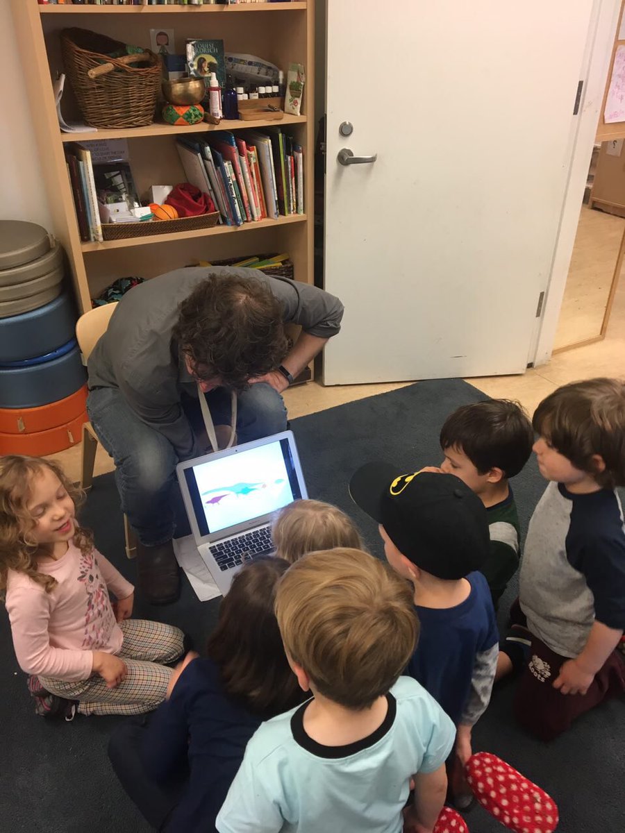 AskAndreaHite's tweet image. Huge thanks to Dr. Slater for coming in to talk to #YellowGroup about their current wonder: dinosaurs! 🦖🦕 #LabLearns #UCLSKids #LabExtendedDay  @UCLSExtendedDay