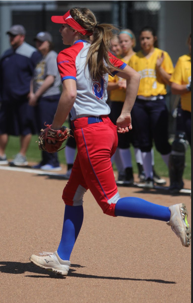 HHSJagSoftball's tweet photo. I am so honored to announce the 2018 Heritage Softball District Awards
Senior Rachael Gray 1st Team All District and Academic All District
I am so Proud! Congrats! @RachaelGray__ @Travis5mith @MISD_Athletics https://t.co/FHN6HvS9GM